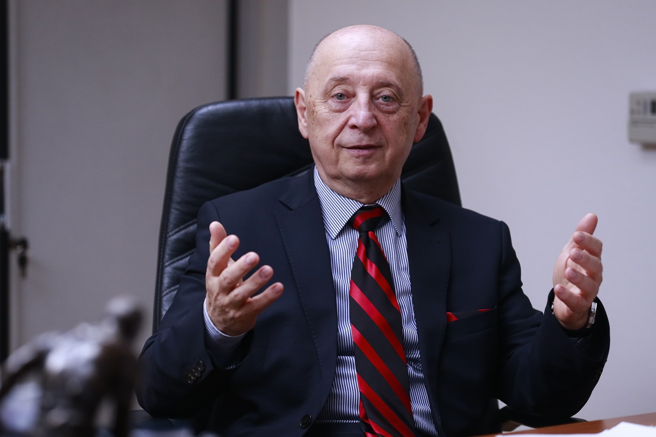 A drága világmegváltó Gablini Gábor, a Gablini-cégcsoport tulajdonos vezetője