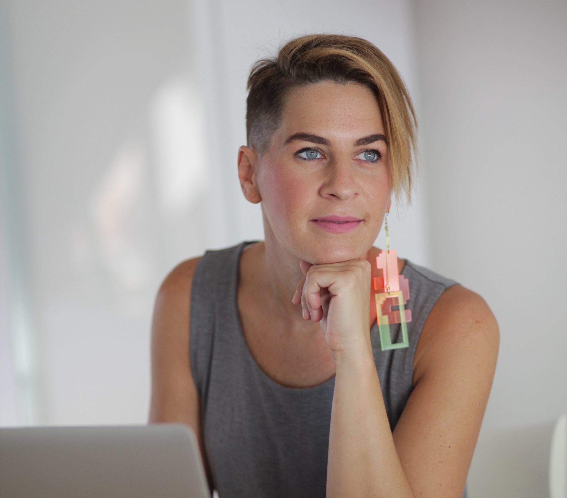 Fusd, ki tudja, meddig futhatod… Klementz Kata, 365 üzleti történet, Loffice