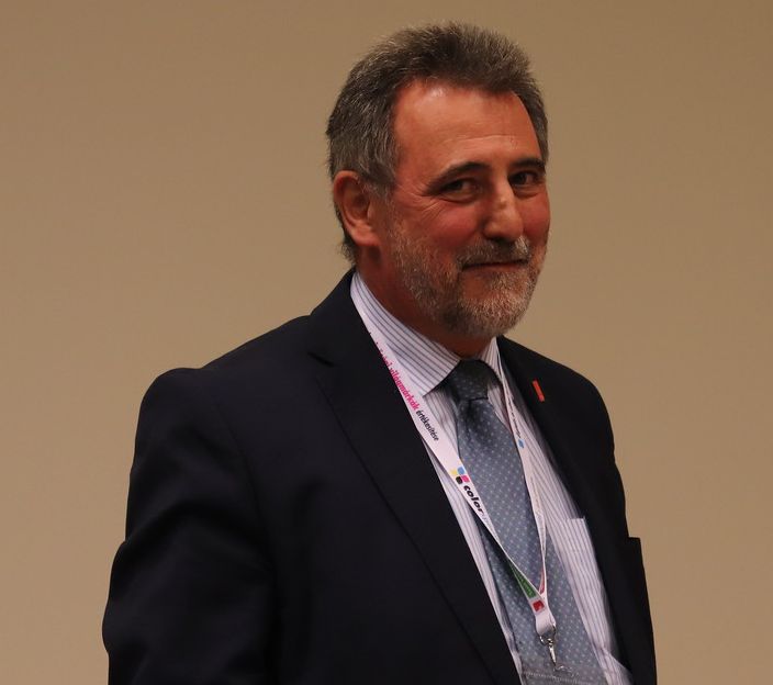 Váratlan találkozás Kubában Pesti Sándor, a Papír és Nyomdaipari Műszaki Egyesület ügyvezető igazgat