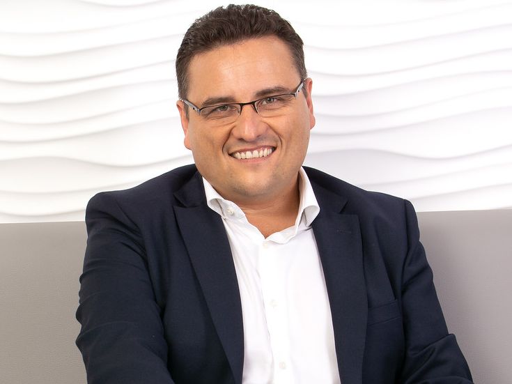 Vásárlás helyett eladás Tomcsányi Péter, a Prime Rate Kft. tulajdonos ügyvezetője