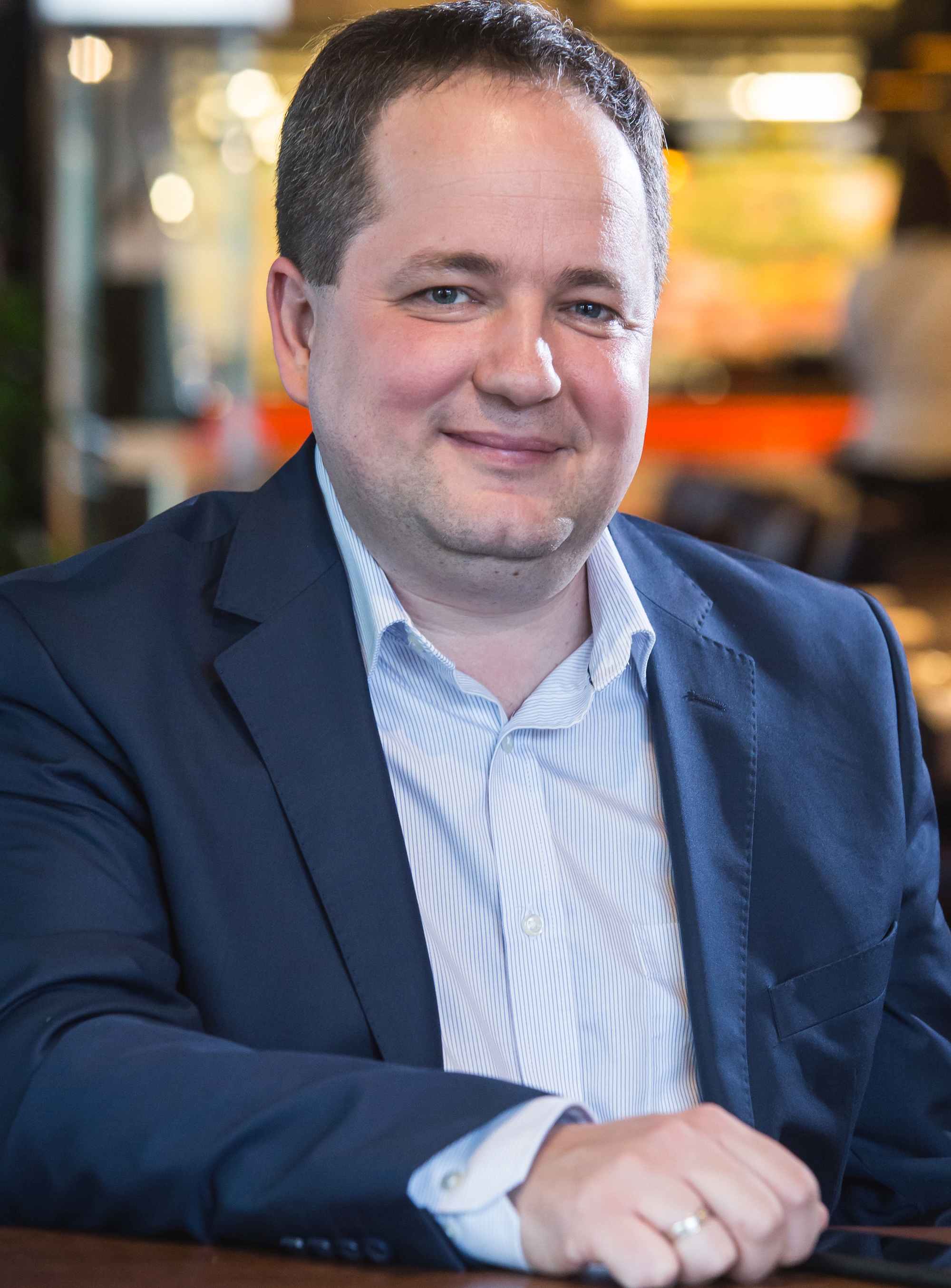 365 üzleti történet,Váradi Zoltán