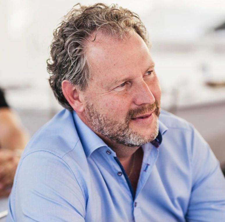 Vesztettünk, megbékéltünk, kitartottunk, nyertünk Vég Ottó, 365 üzleti történet 2.