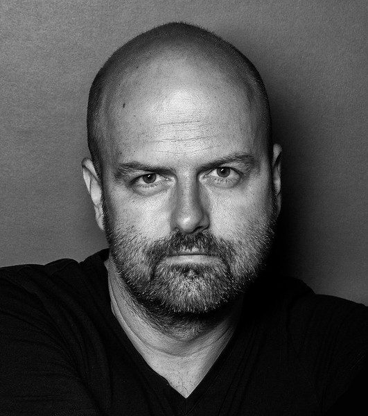 Weiler Péter, a Dating Central Europe Zrt. tulajdonos vezérigazgatója, festőművész