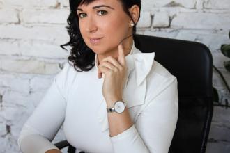 dr. Bitai Zsófia, 365 üzleti történet