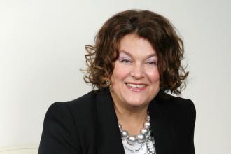 Szabó Eszter,GE,365 üzleti történet