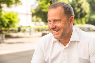 Vidák László, 365 üzleti történet, Menza